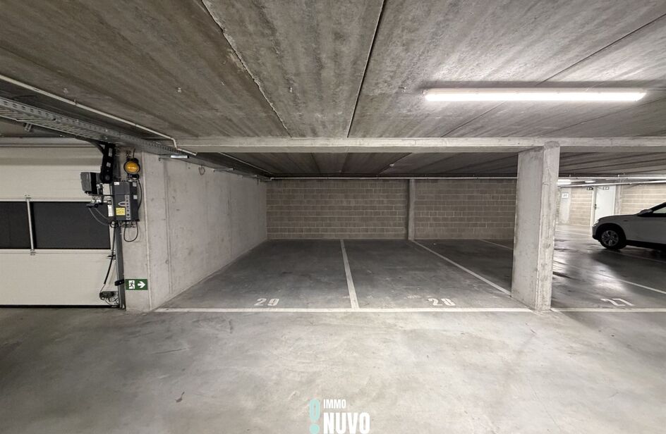 Binnenstaanplaats te koop in AALST