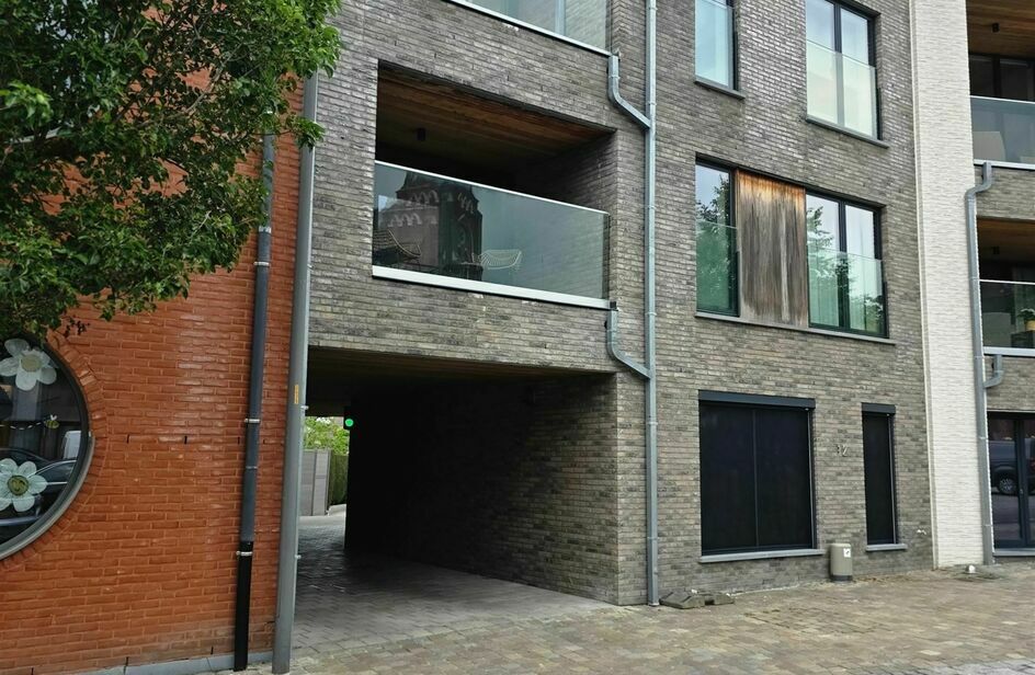 Binnenstaanplaats te koop in WELLE