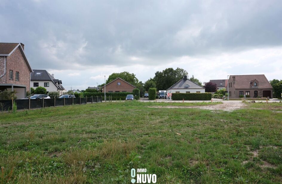 Bouwgrond te koop in WICHELEN