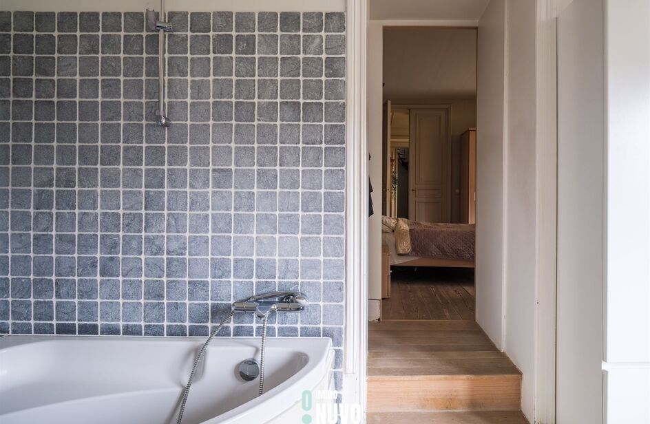 Commercieel gelijkvloers te koop in AALST