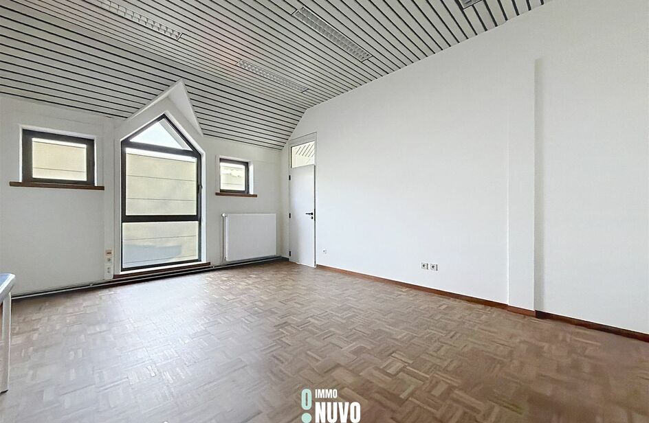 Bureaux &agrave; louer &agrave; NINOVE