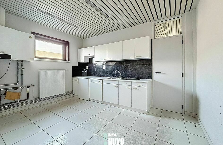 Bureaux &agrave; louer &agrave; NINOVE