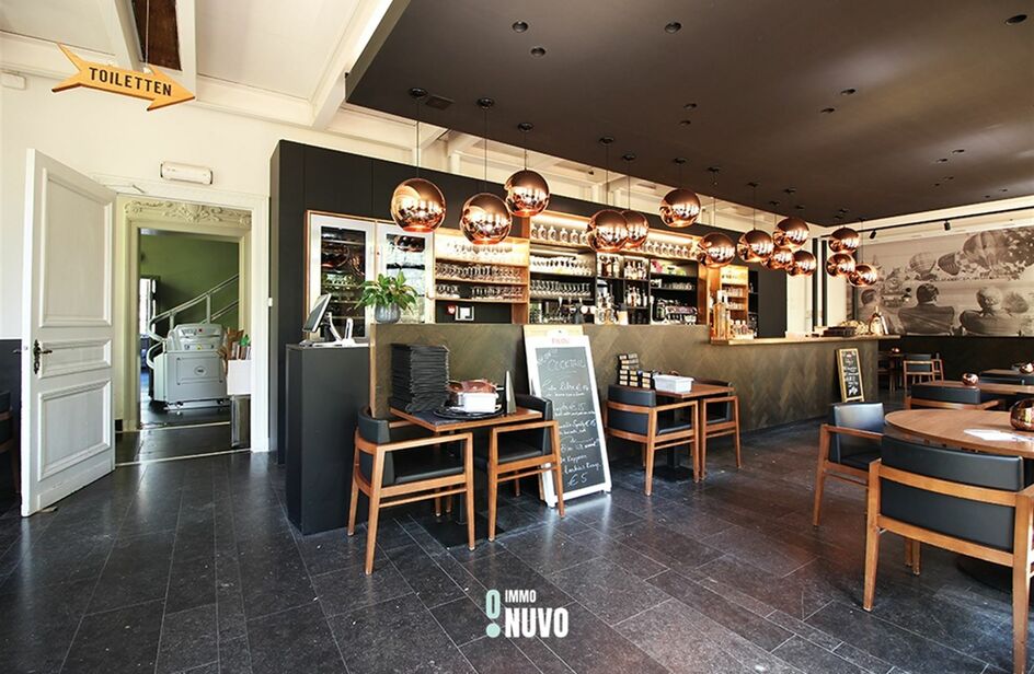 Château à vendre à SINT-NIKLAAS