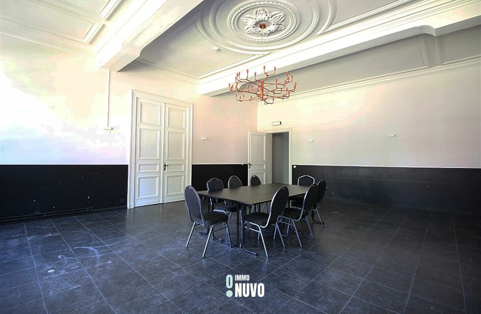 Château à vendre à SINT-NIKLAAS