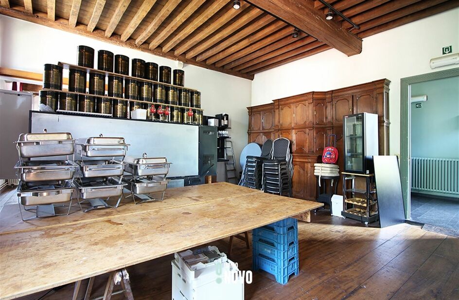 Château à vendre à SINT-NIKLAAS