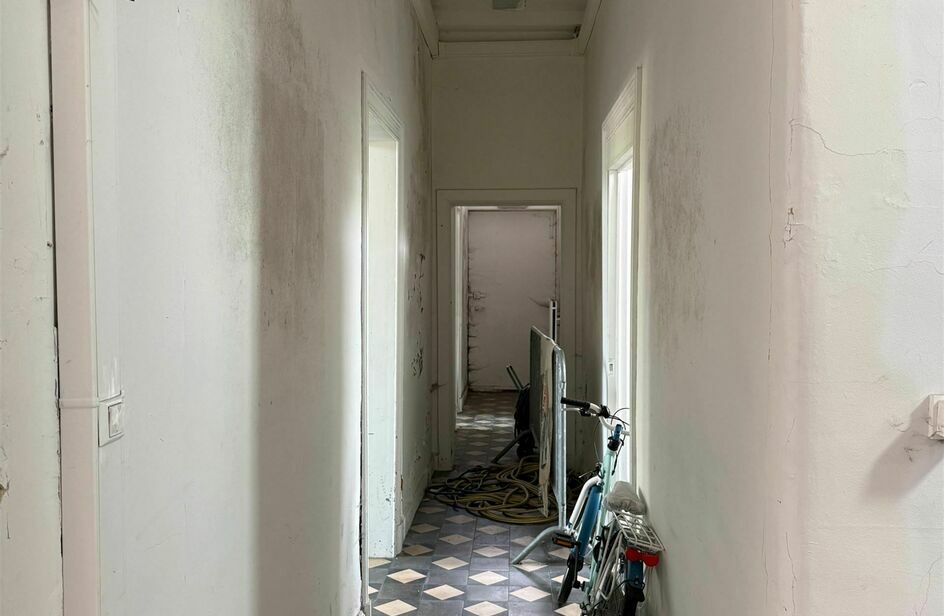 Château à vendre à TERNAT