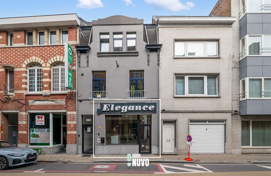 Commercieel gelijkvloers te koop in AALST