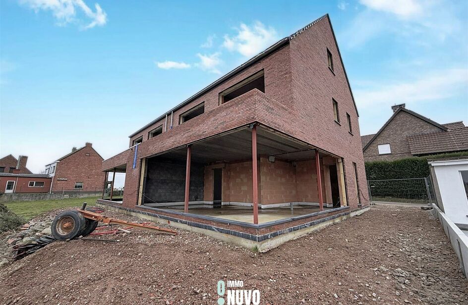 Driegevelwoning te koop in ERONDEGEM