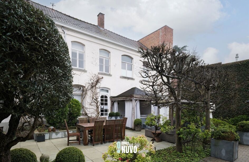 Exclusief handelspand met woonst te koop in AALST