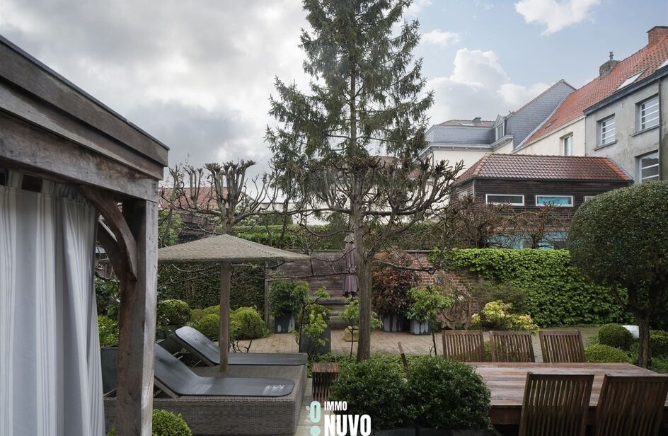 Exclusief handelspand met woonst te koop in AALST