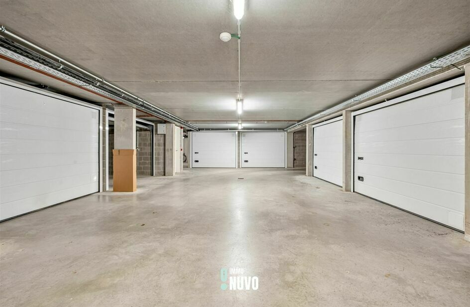 Garage (fermé) à vendre à Erembodegem