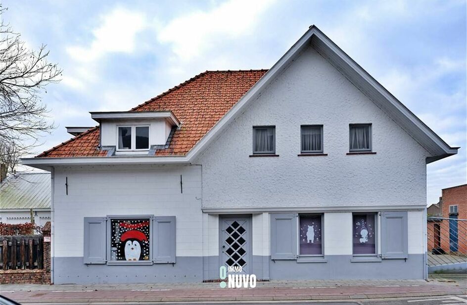 Gemengd gebouw te koop in AALTER