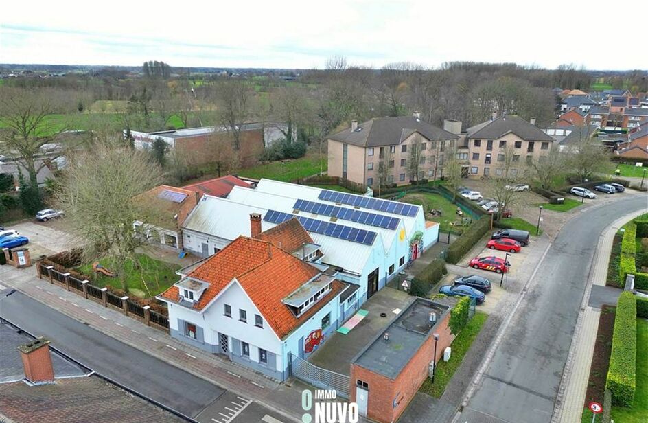 Gemengd gebouw te koop in AALTER