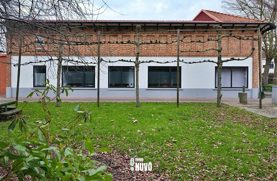 Gemengd gebouw te koop in AALTER