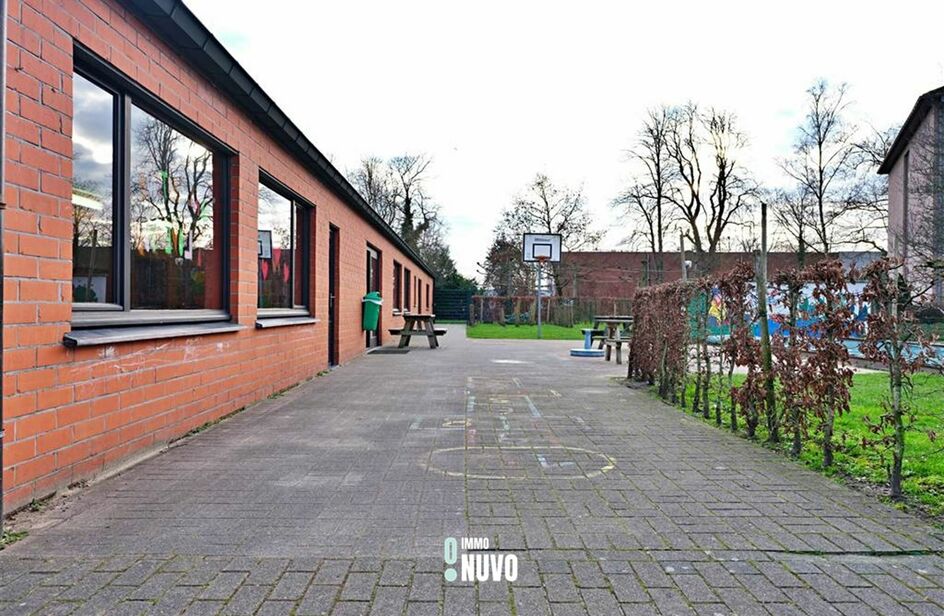 Gemengd gebouw te koop in AALTER