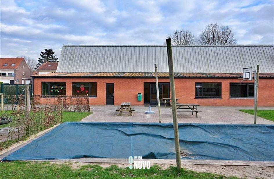 Gemengd gebouw te koop in AALTER