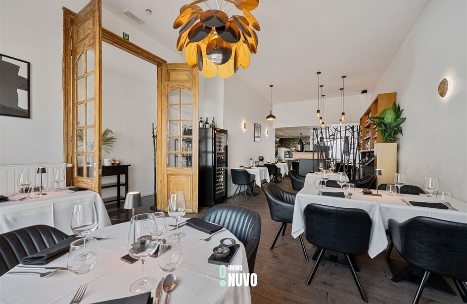 Handelspand met woonst te koop in AALST