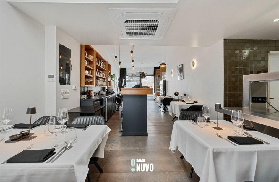 Handelspand met woonst te koop in AALST