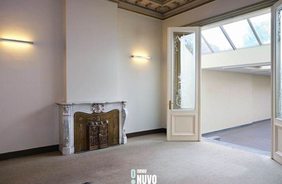 Herenhuis te koop in EEKLO
