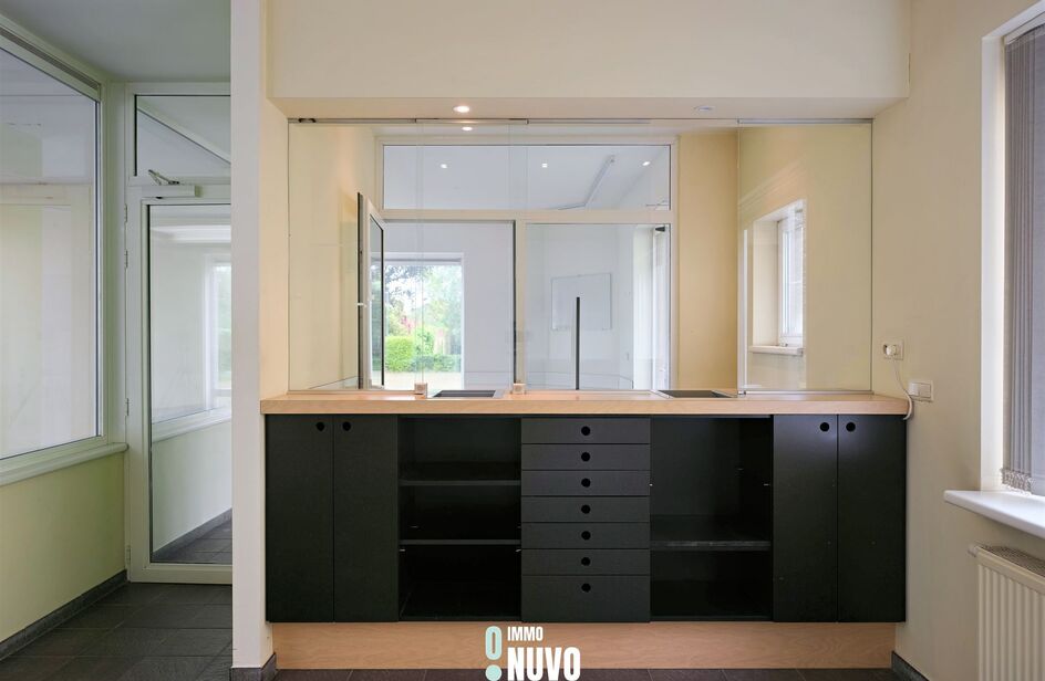 Herenhuis te koop in EEKLO