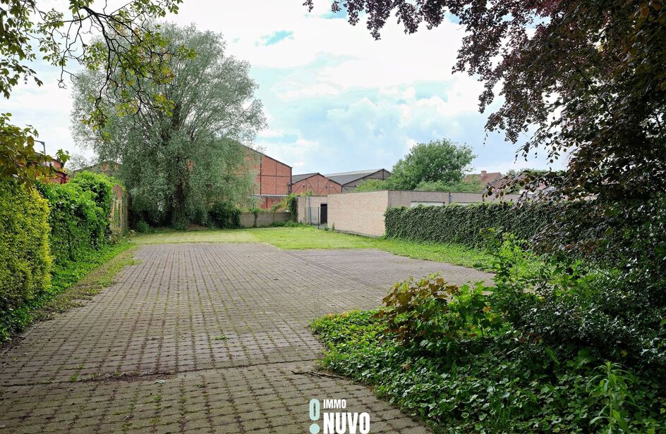 Herenhuis te koop in EEKLO