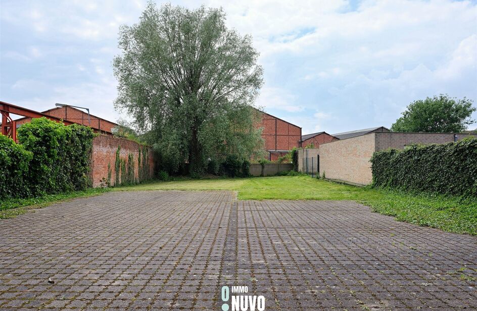 Herenhuis te koop in EEKLO