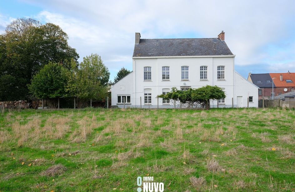 Herenhuis te koop in ERONDEGEM