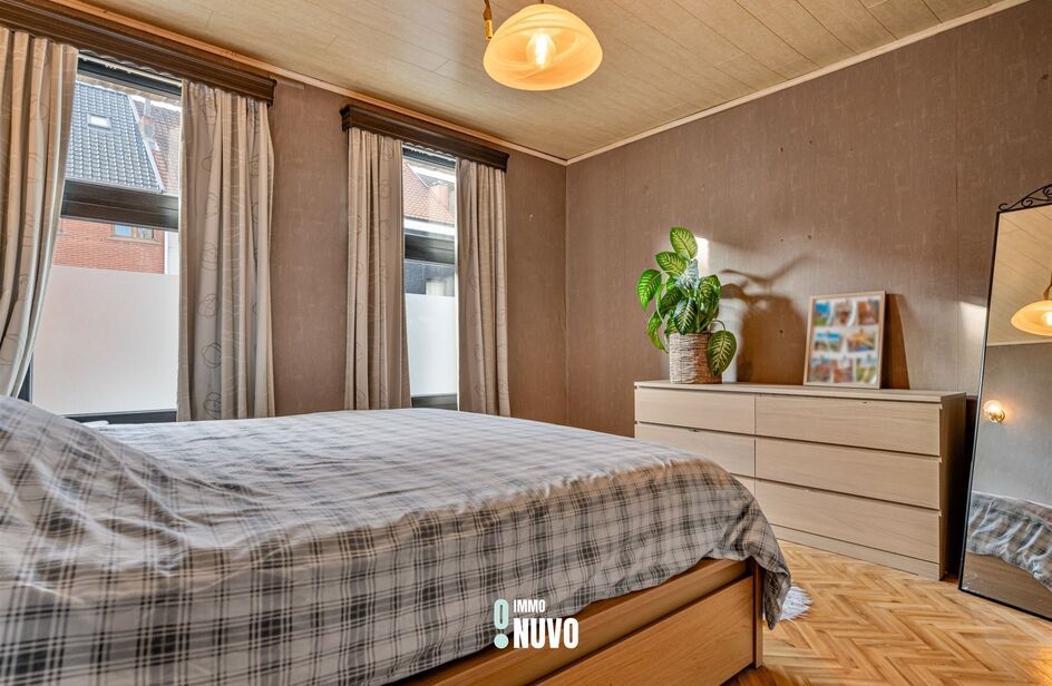 Immeuble commercial avec habitation à vendre à AALST