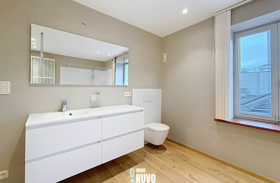 Immeuble commercial avec habitation &agrave; vendre &agrave; AALST