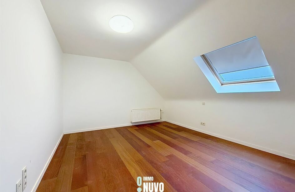 Immeuble commercial avec habitation &agrave; vendre &agrave; AALST