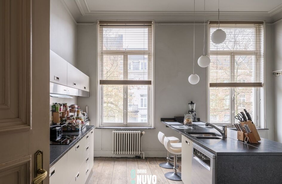 Immeuble commercial exclusif avec habitation à vendre à AALST