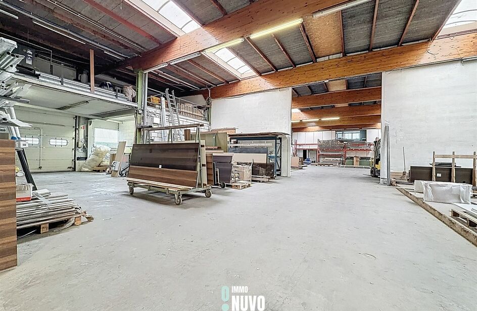 Industrieel gebouw te huur in ERPE-MERE
