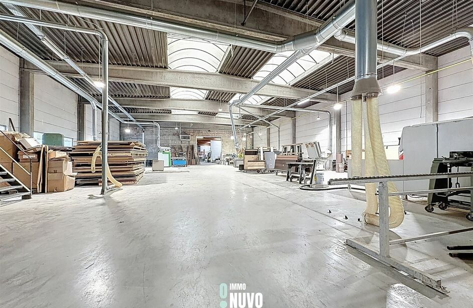 Industrieel gebouw te huur in ERPE-MERE