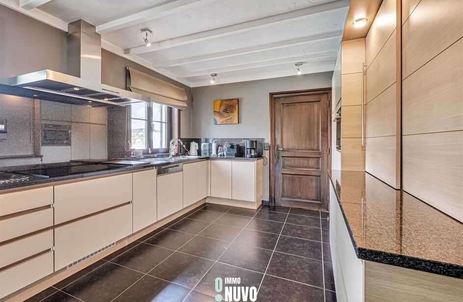 Landelijke woning te koop in MERCHTEM