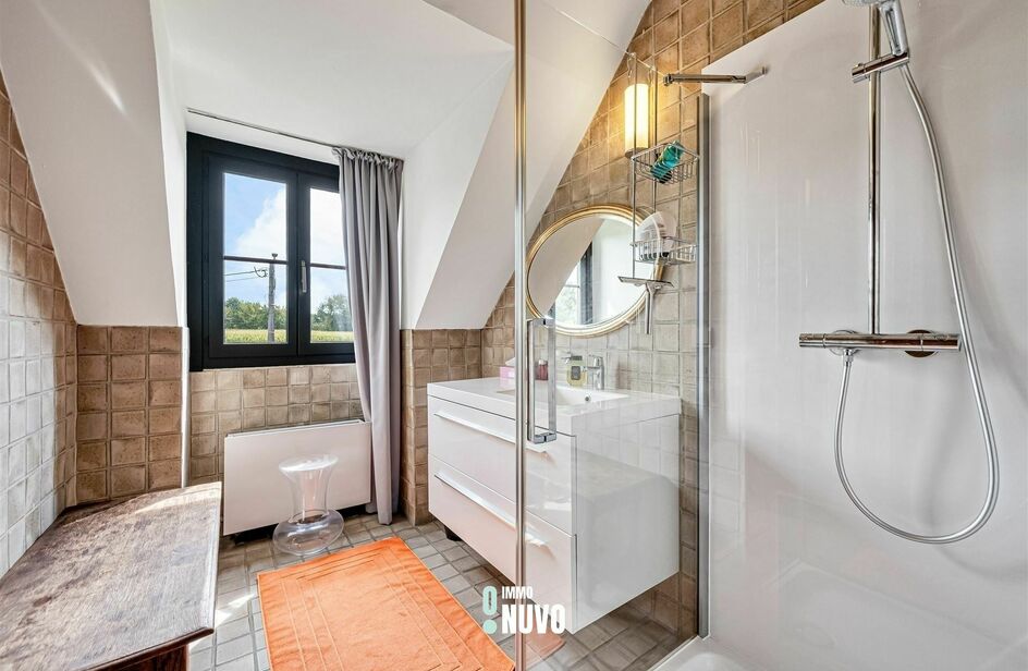 Landelijke woning te koop in MERCHTEM
