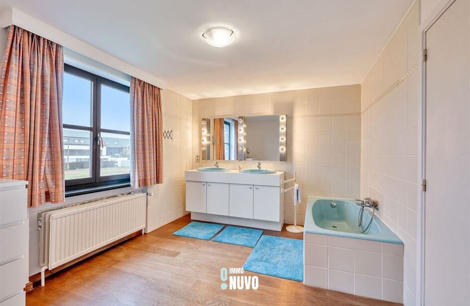 Maison villageoise &agrave; vendre &agrave; OPWIJK