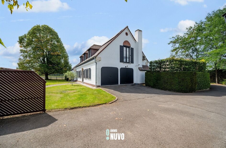 Landelijke woning te koop in MERCHTEM