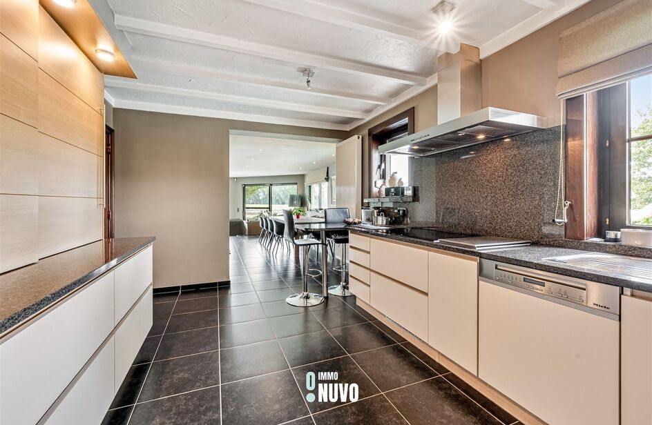 Landelijke woning te koop in MERCHTEM