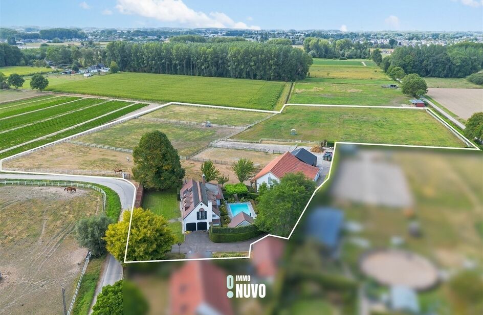 Landelijke woning te koop in MERCHTEM