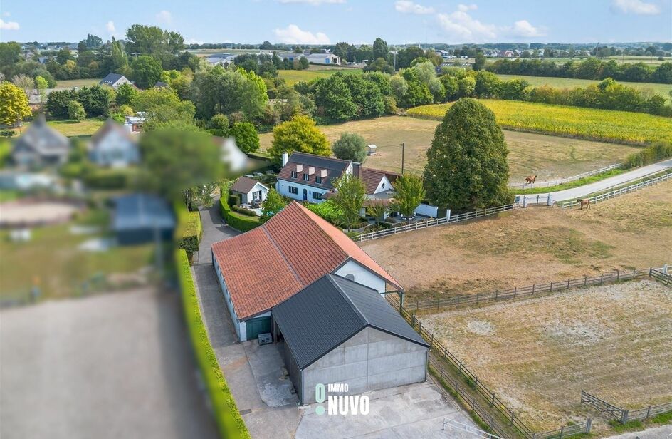 Landelijke woning te koop in MERCHTEM