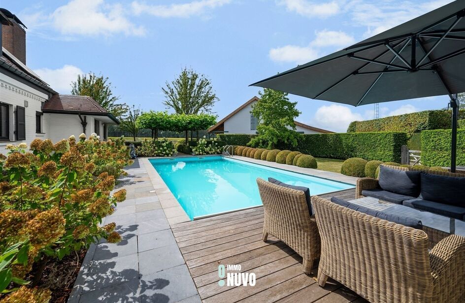 Maison villageoise à vendre à MERCHTEM