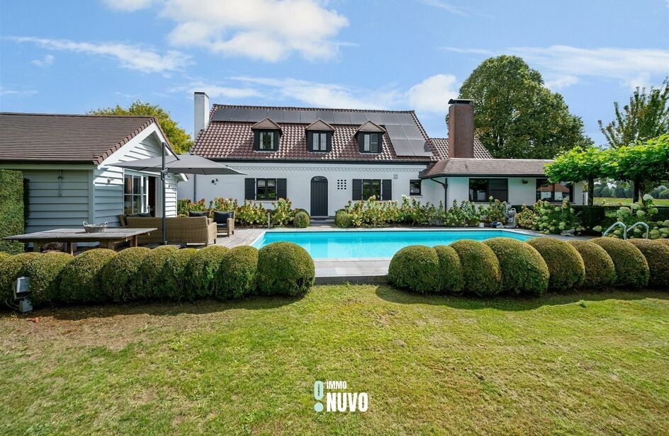 Maison villageoise à vendre à MERCHTEM