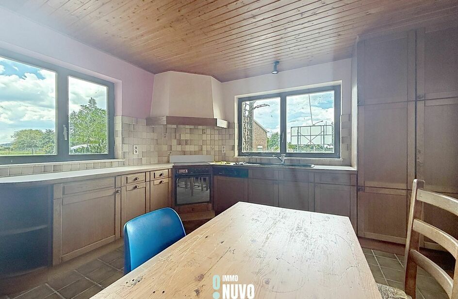 Woning met loods te koop in MERCHTEM