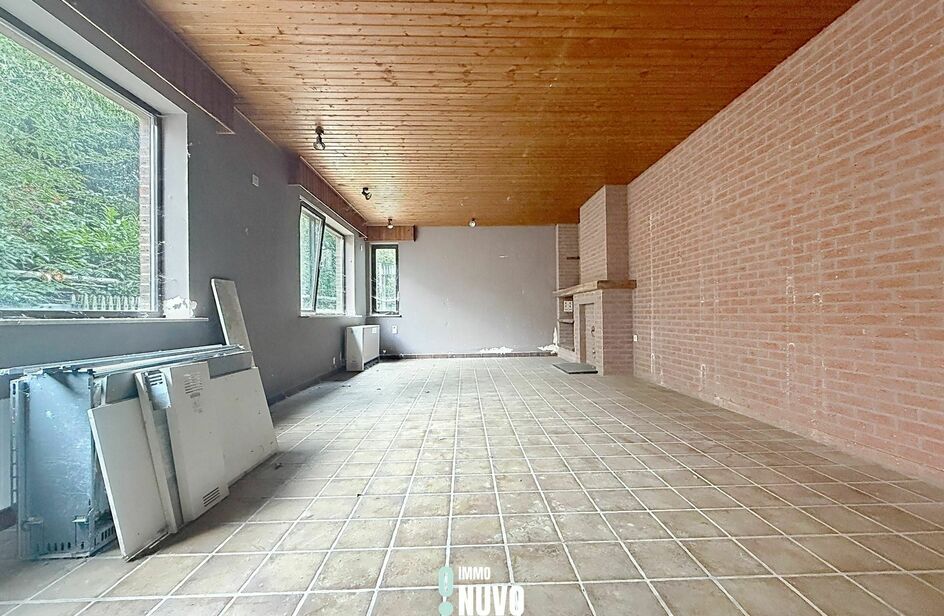 Woning met loods te koop in MERCHTEM