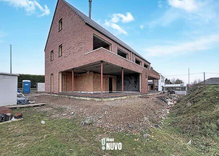 Driegevelwoning te koop in ERONDEGEM