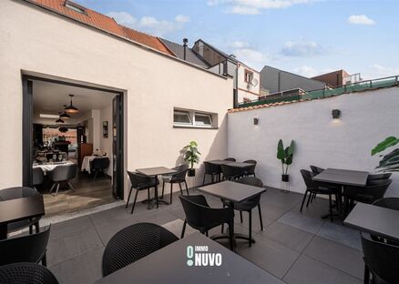 Handelspand met woonst te koop in AALST