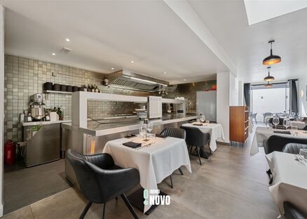 Immeuble commercial avec habitation à vendre à AALST