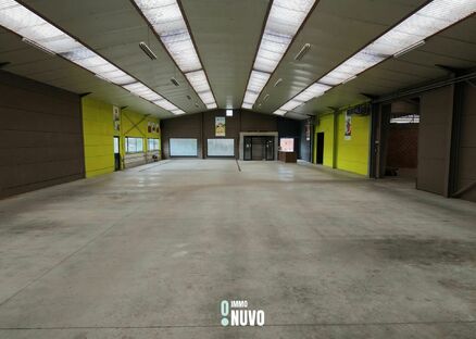 Woning met loods te koop in MERCHTEM