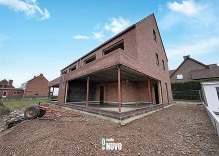 Driegevelwoning te koop in ERONDEGEM