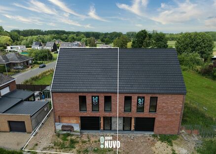 Driegevelwoning te koop in ERONDEGEM